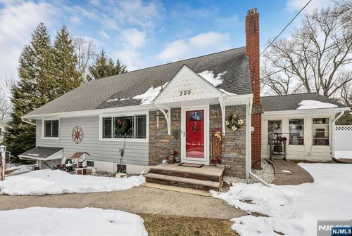 320 Cedar Hill Ave, Wyckoff, NJ, 07481-2311 | Card Image