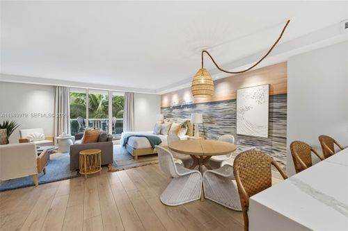apt-329-2301 Collins Ave, Miami Beach, FL, 33139-1610 | Card Image