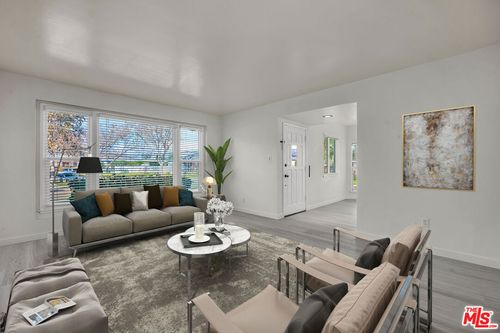 6272 Silva St, Lakewood, CA, 90712-2825 | Card Image