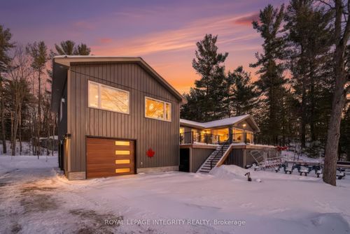 29 O4, Lombardy, ON, K0G1L0 | Card Image