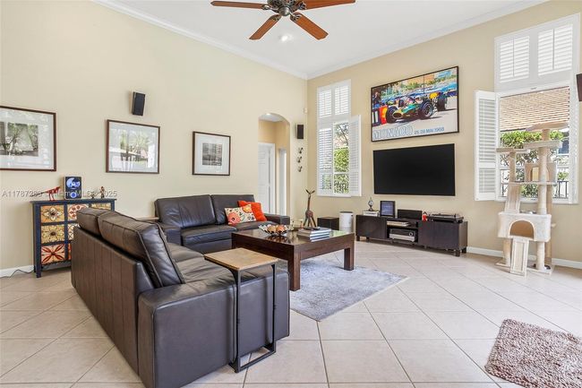 3848 Oak Ridge Cir, House other with 4 bedrooms, 3 bathrooms and null parking in Weston FL | Image 22