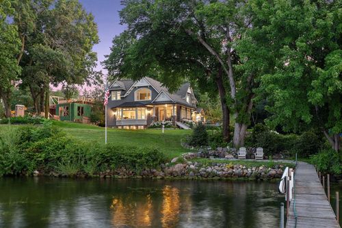 2442 Lafayette Rd, Wayzata, MN, 55391-9750 | Card Image