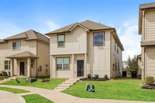 5104 Applegate Dr, Fort Worth, TX, 76119-7011 | Card Image