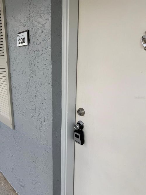 apt-220-122 Water Front Way, Altamonte Springs, FL, 32701-8015 | Card Image