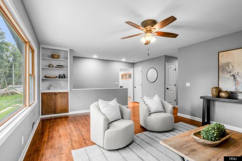 2815 S 102nd St, Omaha, NE, 68124-2636 | Card Image
