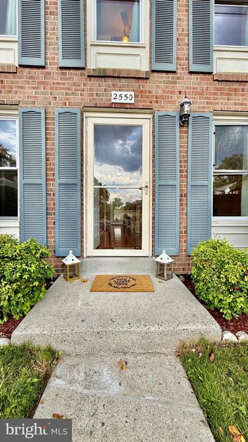 2550 Chadwick Ct, WOODBRIDGE, VA, 22192-2037 | Card Image