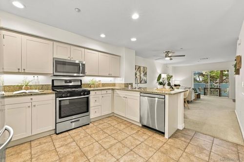 3531 Sandcastle Ln, San Diego, CA, 92110 | Card Image