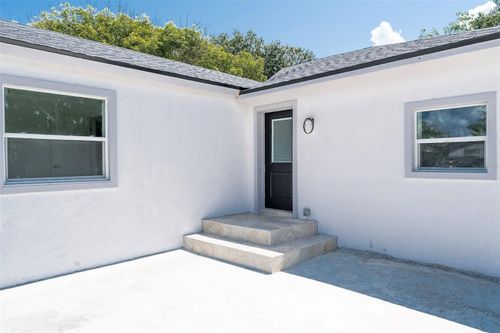 689 Bethune Ave, WINTER GARDEN, FL, 34787-3722 | Card Image