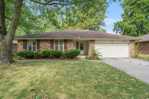 3259 S Elmira Ave, Springfield, MO, 65807-5017 | Card Image
