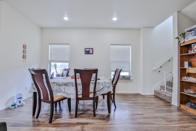 6902 20 Th St, Townhouse with 3 bedrooms, 2 bathrooms and null parking in Lubbock TX | Image 9