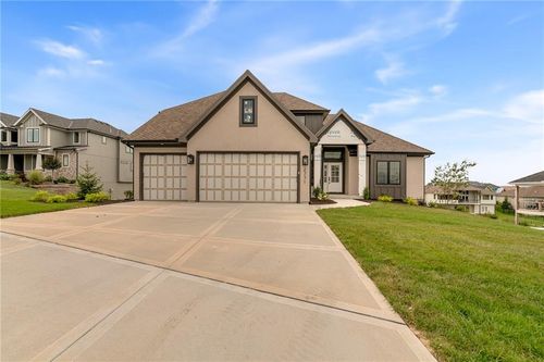12440 N Arbor Way, Platte City, MO, 64079-7845 | Card Image
