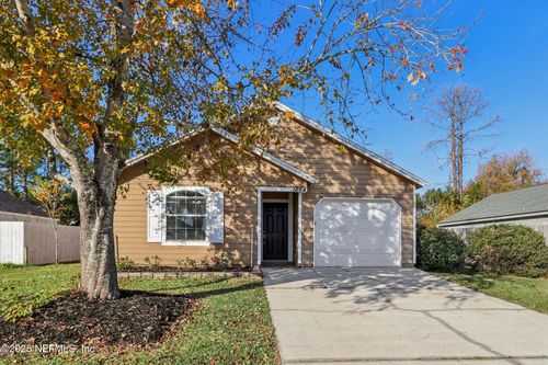 1864 Sheraton Lakes Cir, Middleburg, FL, 32068-4142 | Card Image