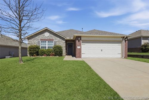 5921 E 148th Pl S, Bixby, OK, 74008-4249 | Card Image