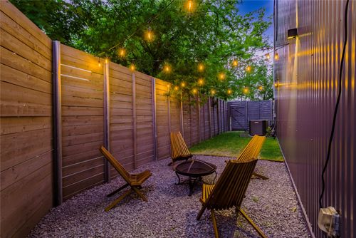 101-1504 Burlew St, Dallas, TX, 75204-5006 | Card Image