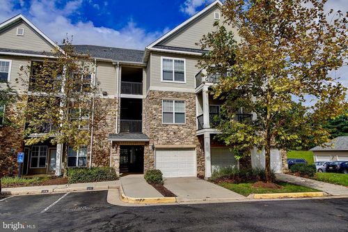 apt-j-13384 Connor Dr, CENTREVILLE, VA, 20120-3058 | Card Image