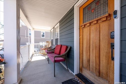 109 Jeanette Ave, Inwood, NY, 11096-1920 | Card Image