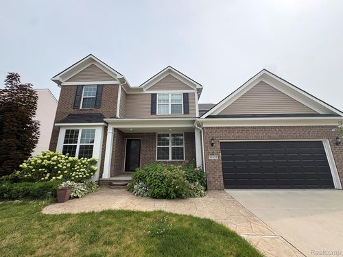 16308 Adelaide Dr, Macomb, MI, 48044-1572 | Card Image