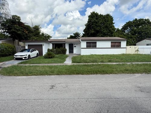 761 Nw 183rd Dr, Miami Gardens, FL, 33169-4261 | Card Image