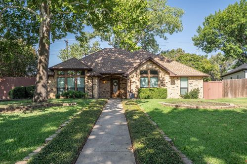 2962 Tumbleweed Ct, Grapevine, TX, 76051-4746 | Card Image
