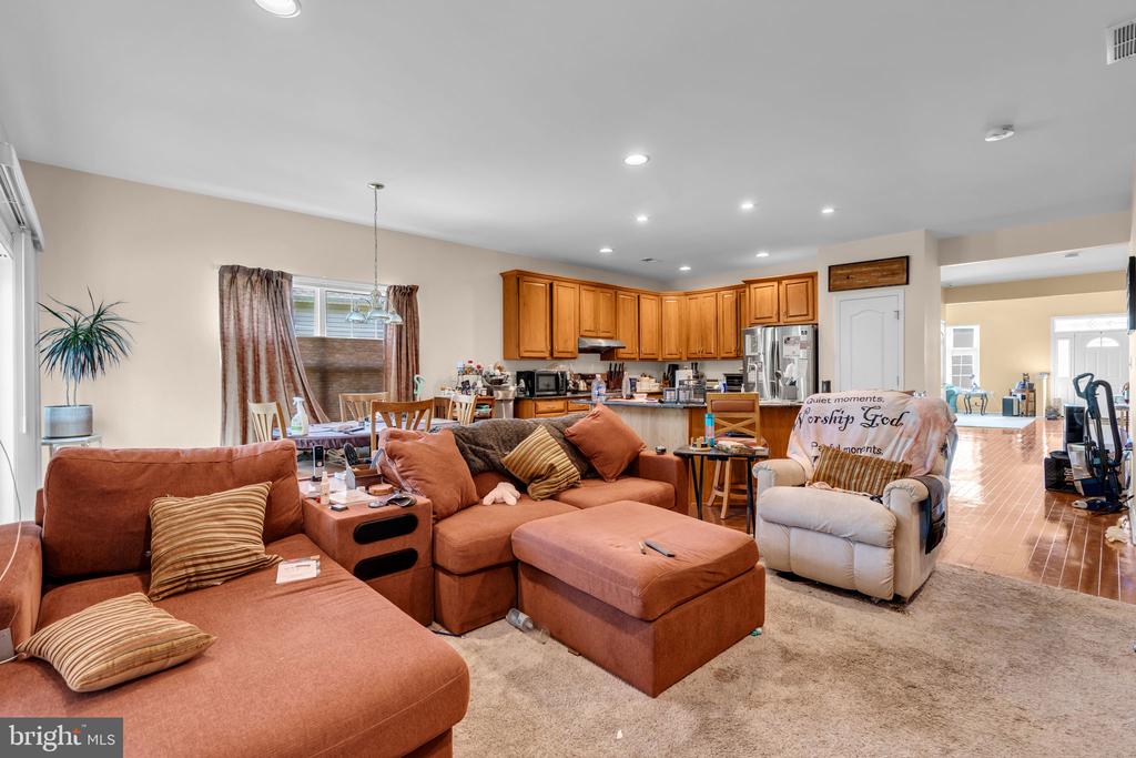 Residential in PRINCETON JUNCTION 2