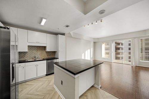 unit-1004-3505 Sage Rd, Houston, TX, 77056-7087 | Card Image