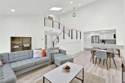 55-16 Wetstone, Irvine, CA, 92604-3694 | Card Image