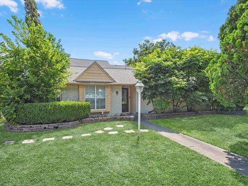 5747 Fontenelle Dr, Houston, TX, 77035-5521 | Card Image