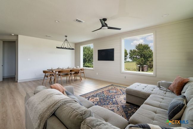 13852 Knob Hill Rd, Home with 4 bedrooms, 4 bathrooms and null parking in Rogers TX | Image 14
