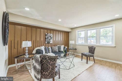 5734 Harbison Ave, PHILADELPHIA, PA, 19135-4008 | Card Image