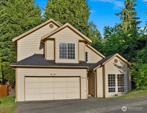 6814 119th Ave Se, Bellevue, WA, 98006-6453 | Card Image