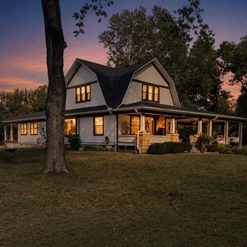 673 Walnut, Marion, KS, 66861-1807 | Card Image