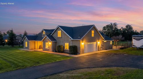 17310 Marianas Way, Cottonwood, CA, 96022-8806 | Card Image