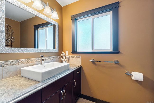 Main Bath | Image 13