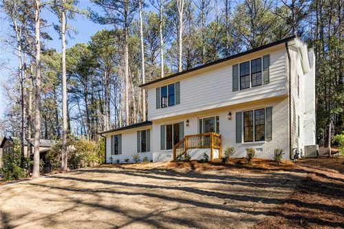1966 S Hidden Hills Pkwy, Stone Mountain, GA, 30088-4013 | Card Image