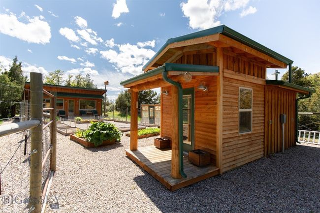 smaller studio | Image 18