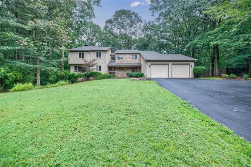 1665 Chevron Way, Sandy Springs, GA, 30350-4431 | Card Image