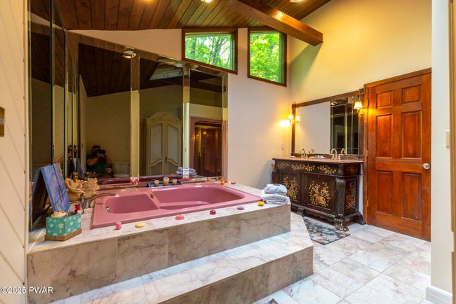 Primary Bath | Image 15