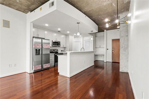 1604-860 Peachtree St Ne, Atlanta, GA, 30308-1276 | Card Image