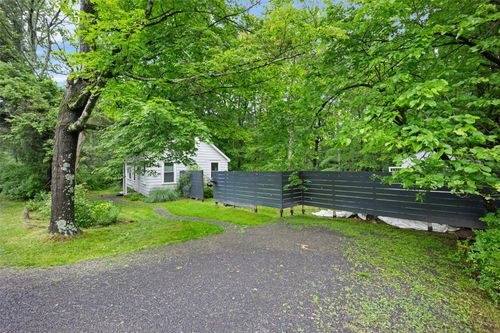 12 Stillwater Rd, Stone Ridge, NY, 12484-5012 | Card Image