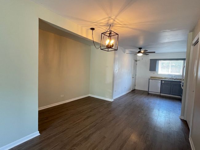 APT-1A - 1208 Whispering Hills Ct, Condo with 2 bedrooms, 1 bathrooms and 2 parking in Naperville IL | Image 12