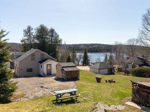 85 Bridge St, Addington Highlands, ON, K0H1L0 | Card Image