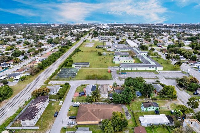 1910 Nw 72 Nd St, Home with 0 bedrooms, 0 bathrooms and 6 parking in Miami FL | Image 36