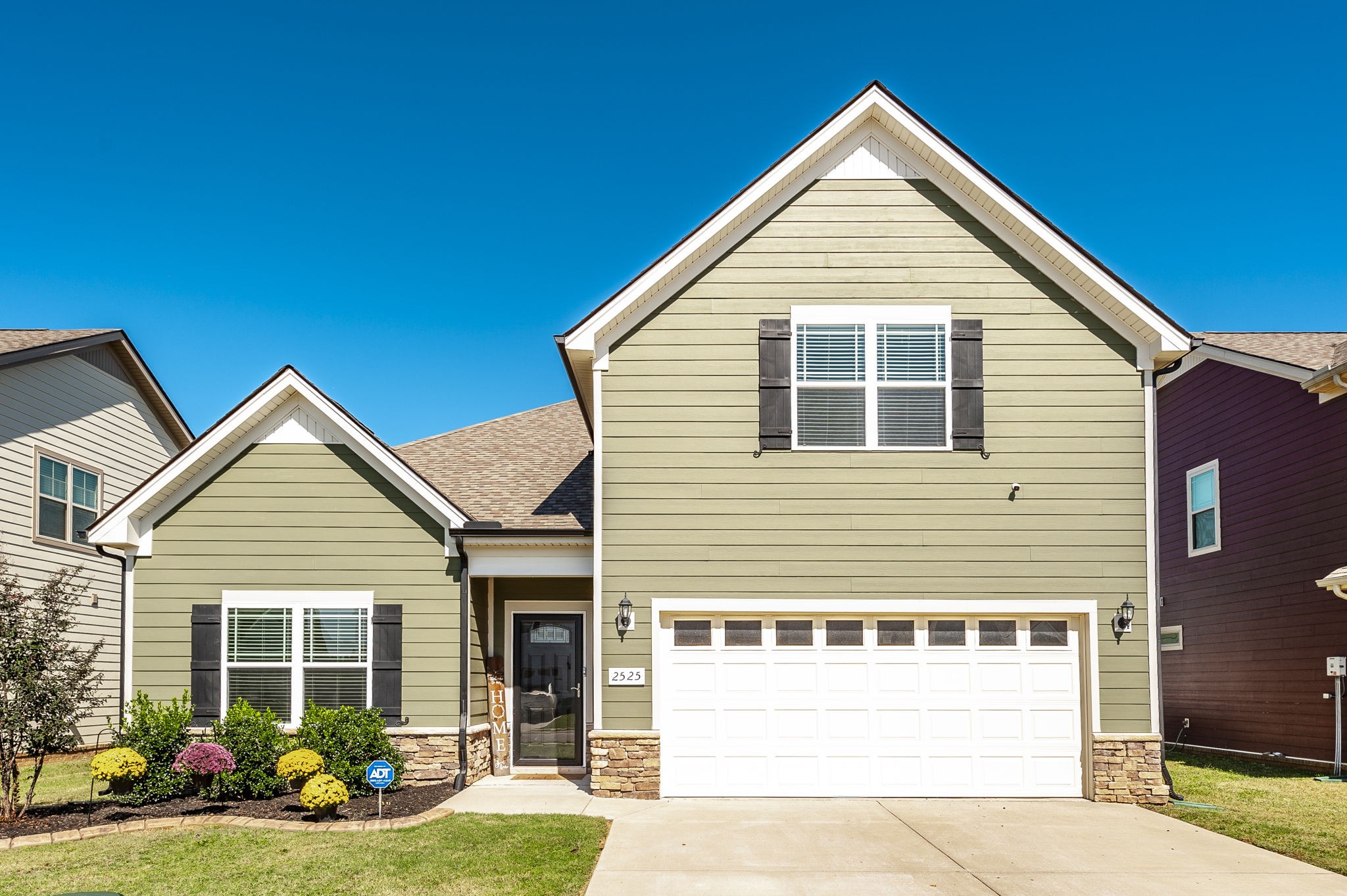 Hollis Dr, Murfreesboro, TN 37127
