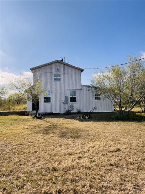 7011 County Road 12, Bishop, TX, 78343-3232 | Card Image