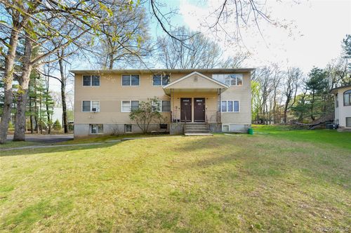 51-49-51 Albert Dr, Monsey, NY, 10952-2906 | Card Image