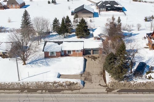 4055 35 Highway, Kawartha Lakes, ON, K0M1A0 | Card Image