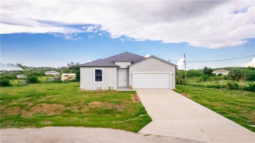 8304 Lena Ct, LABELLE, FL, 33935-2402 | Card Image