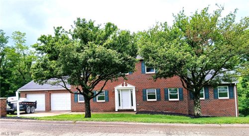 109 Martha Dr, Saint Clairsville, OH, 43950-1340 | Card Image