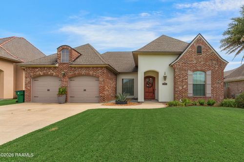 301 Harvest Ln, New Iberia, LA, 70563-0715 | Card Image