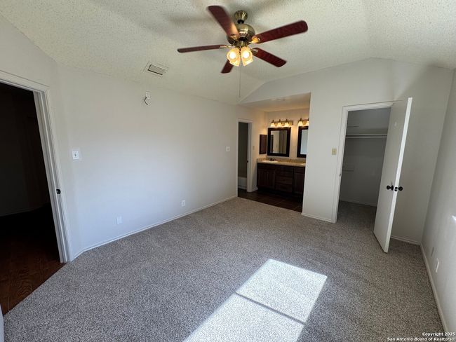 7914 Forest Cabin, House other with 3 bedrooms, 2 bathrooms and null parking in Live Oak TX | Image 12